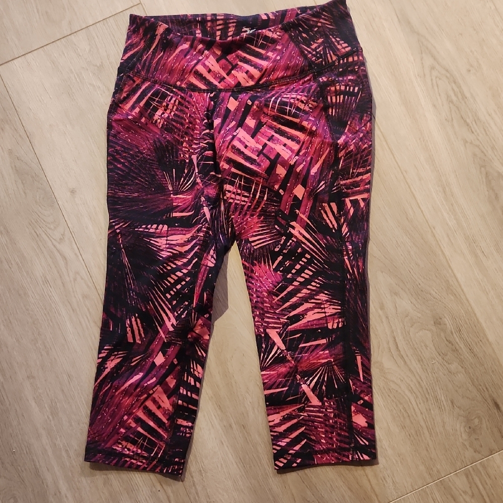 Old Navy Active Pink and Black Leggings